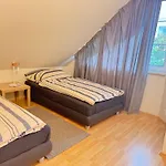 Diamondvilla, 4 Bedroom Apartment, Garden & Spa