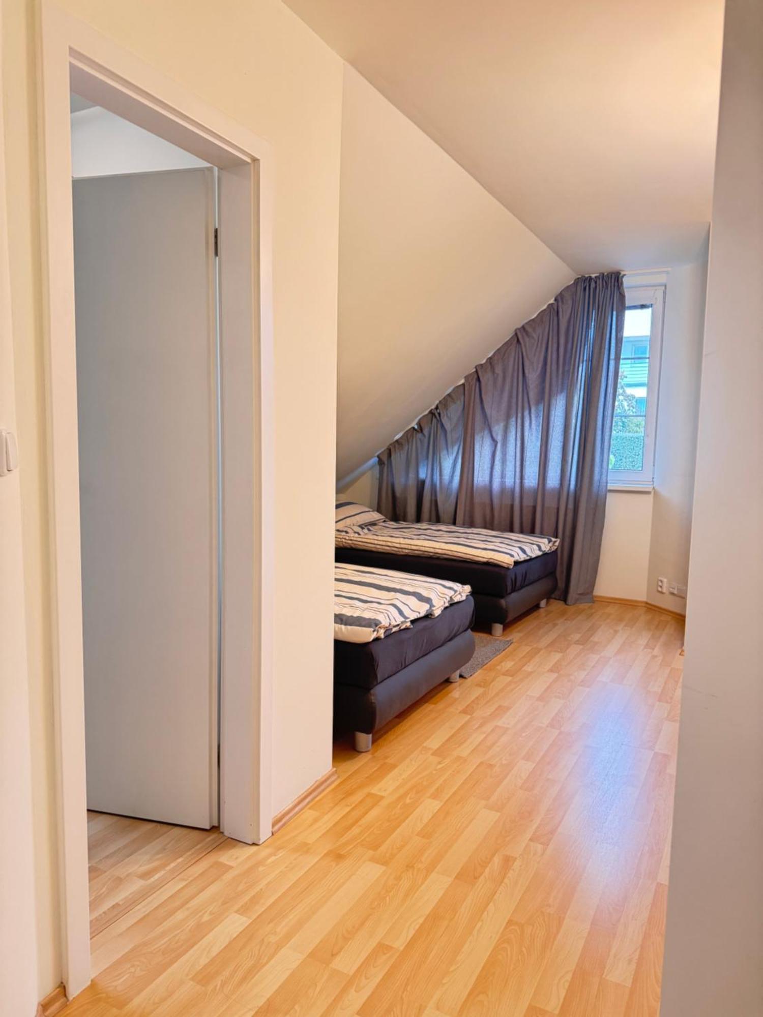 Appartamento Diamondvilla, 4 Bedroom Apartment, Garden & *
