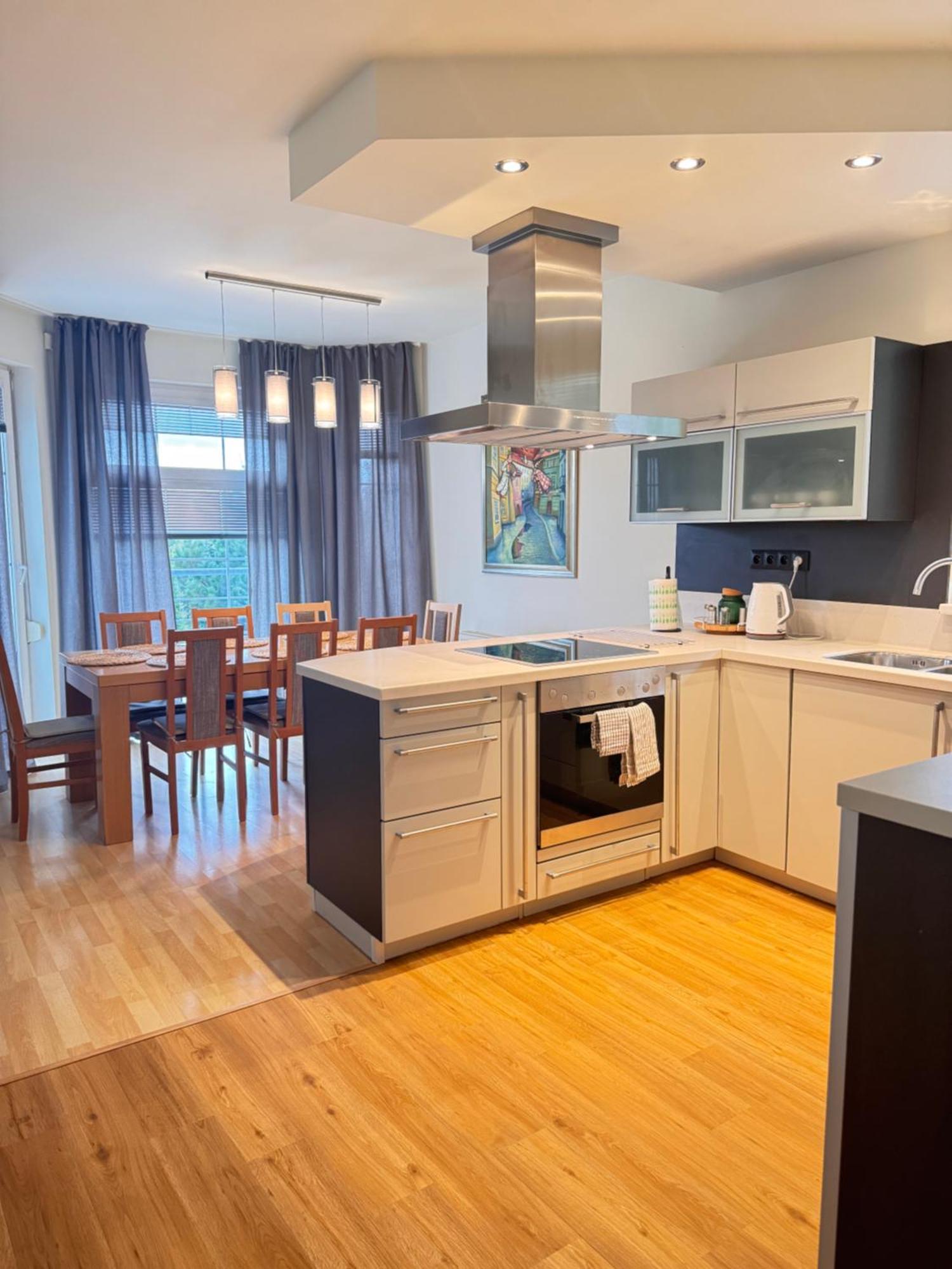 Diamondvilla, 4 Bedroom Apartment, Garden & * Praga