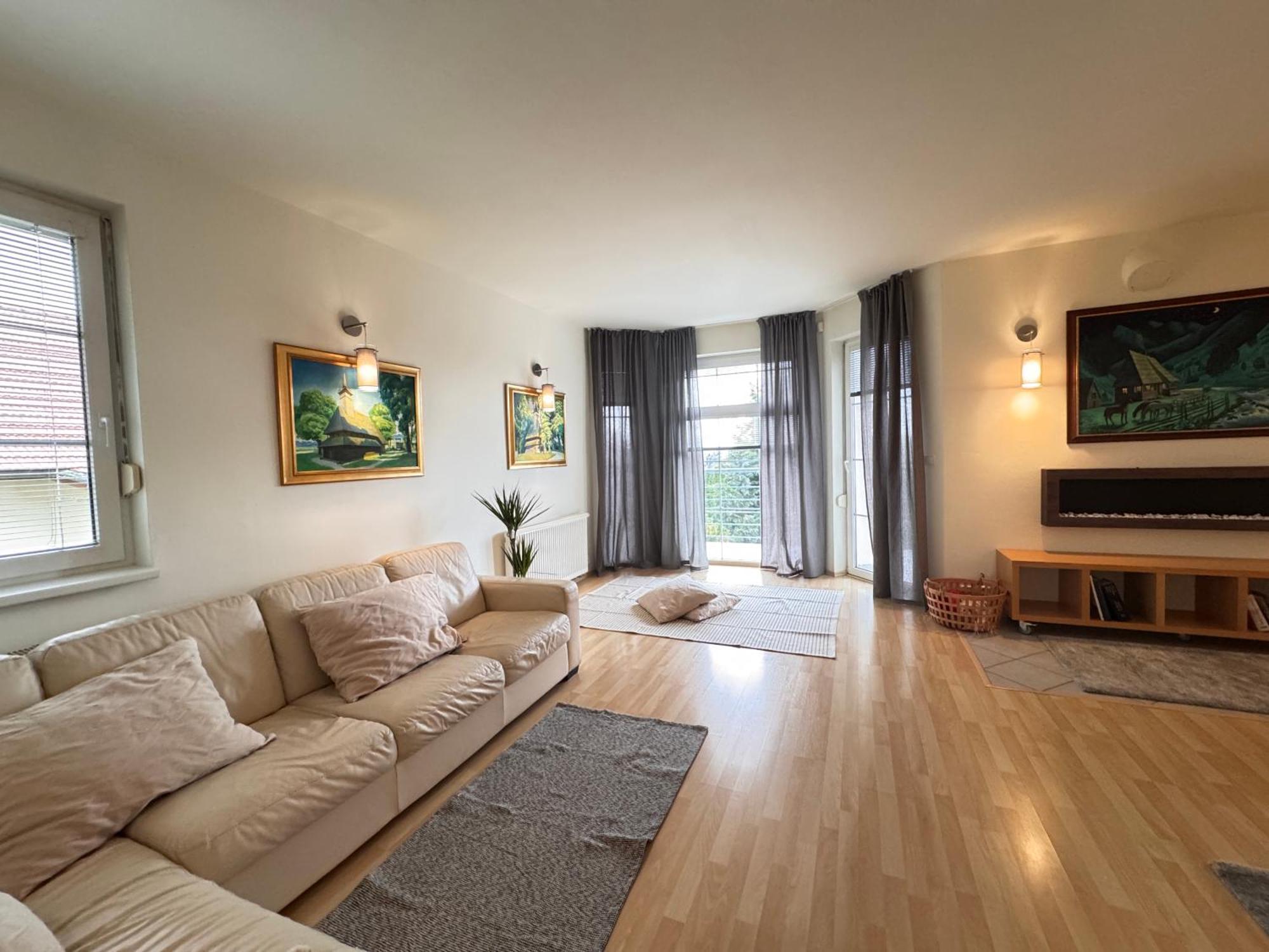 Diamondvilla, 4 Bedroom Apartment, Garden & *