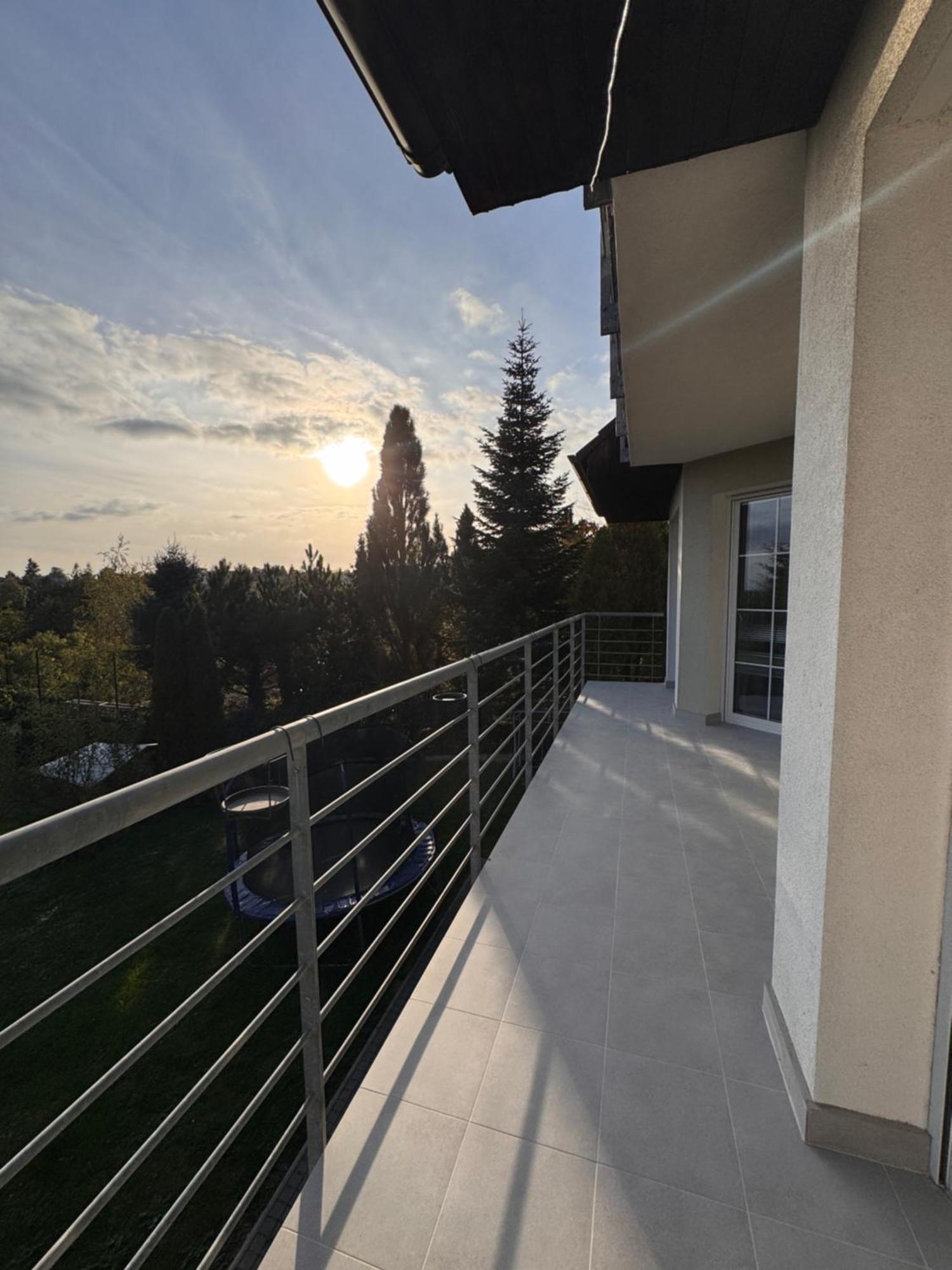 Appartamento Diamondvilla, 4 Bedroom Apartment, Garden & Praga