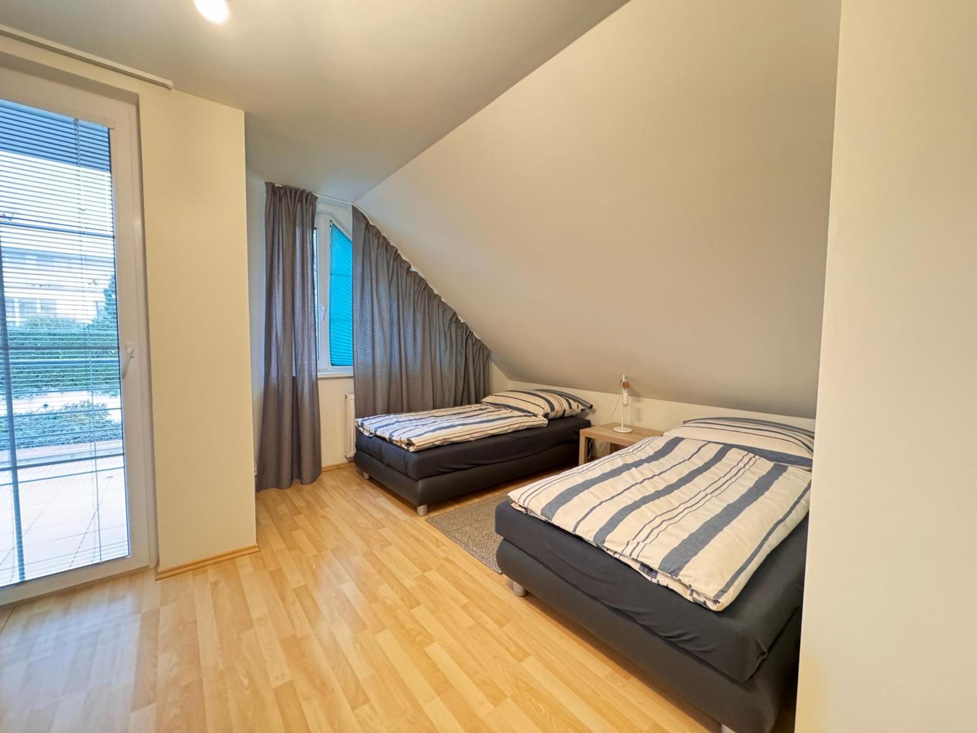 Diamondvilla, 4 Bedroom Apartment, Garden & Apartment *