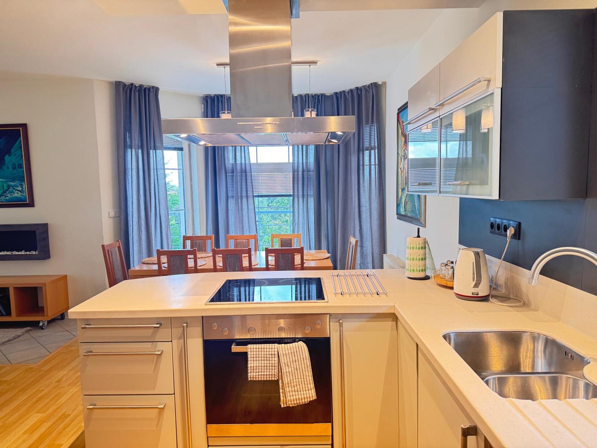 Diamondvilla, 4 Bedroom Apartment, Garden & Apartment Prague