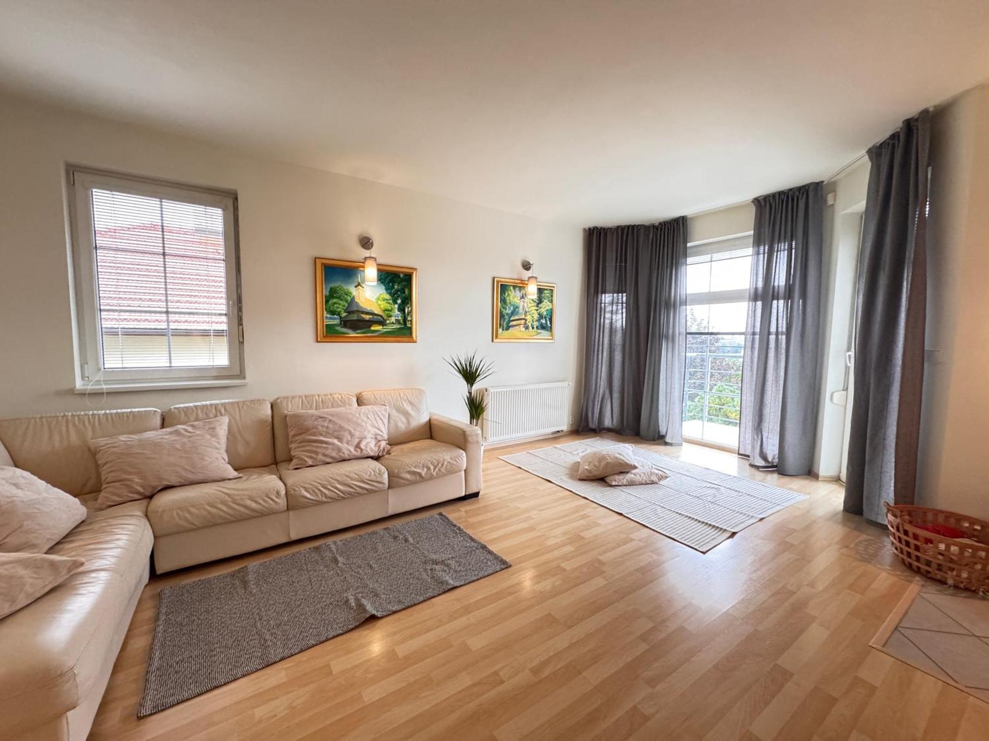 Diamondvilla, 4 Bedroom Apartment, Garden &